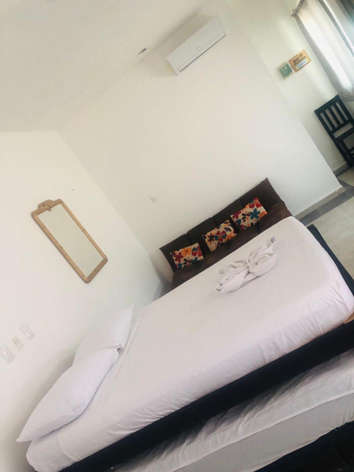 פלאייה דל כרמן Easy Hotel מראה חיצוני תמונה